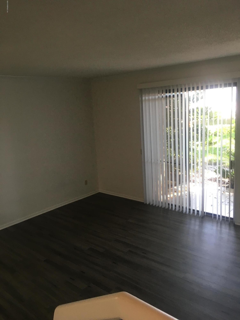 7703 Las Palmas Way - Photo 18