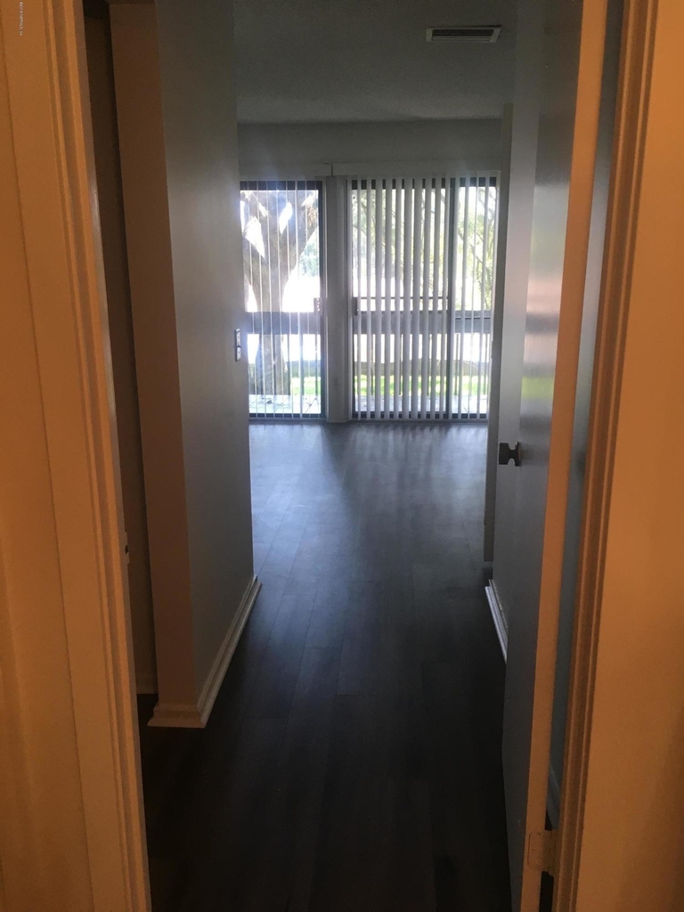 7703 Las Palmas Way - Photo 24