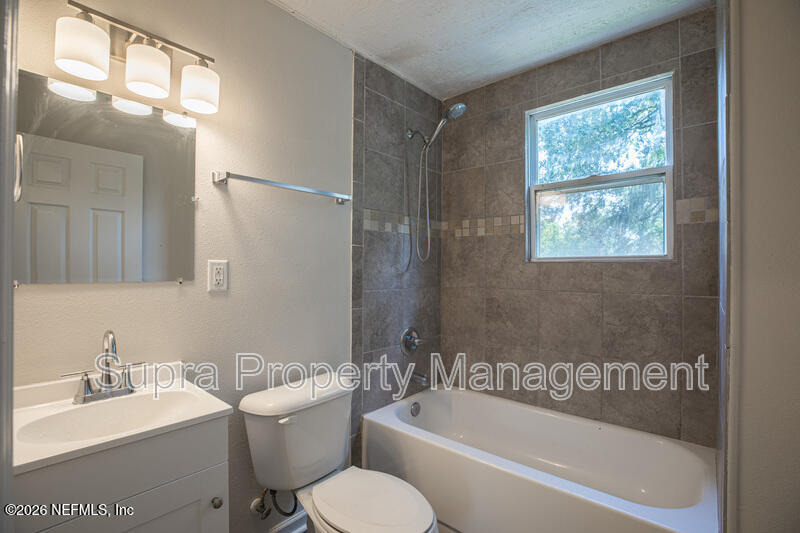 3390 Stillman Street - Photo 6