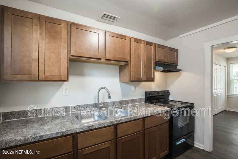 3390 Stillman Street - Photo 11