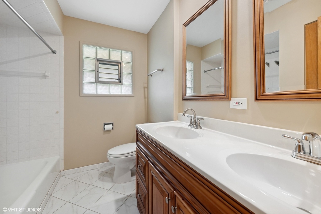 724 Barnsdale Road - Photo 8