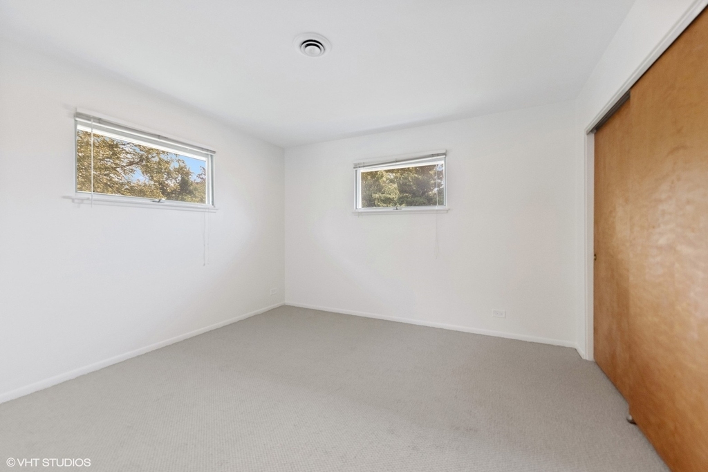 724 Barnsdale Road - Photo 9
