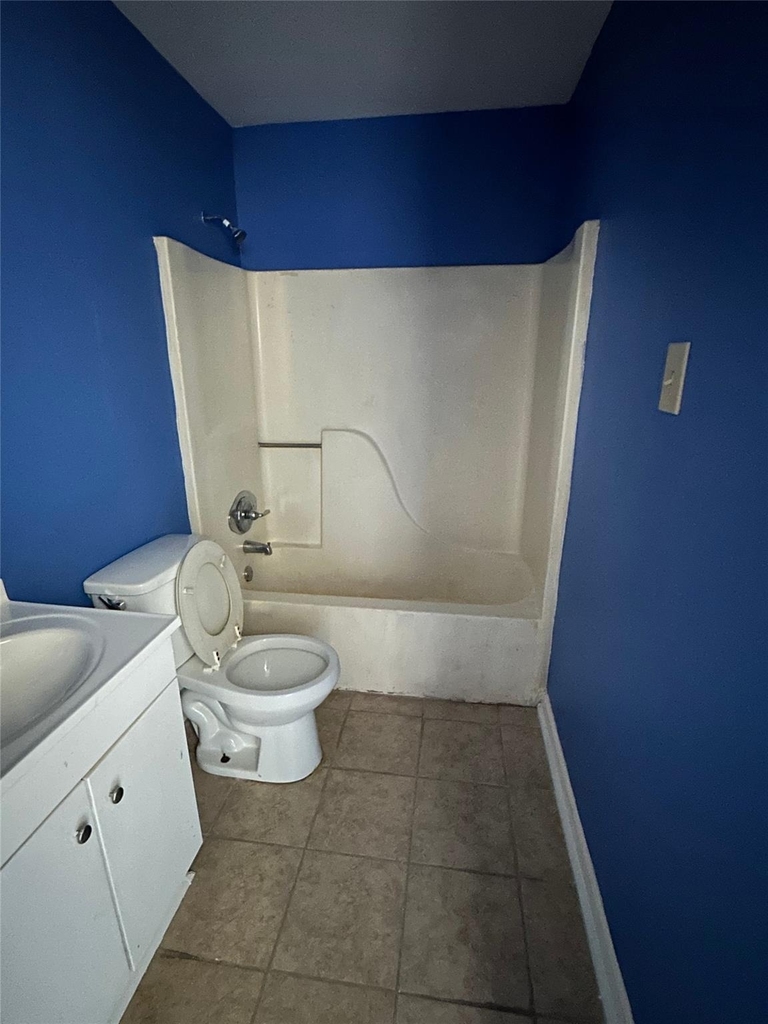 516 Holiday Drive - Photo 14