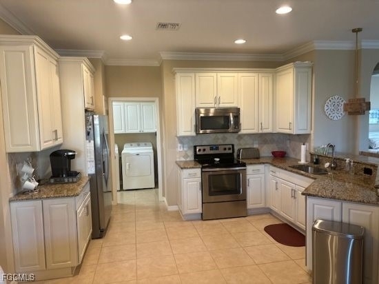 10700 Cetrella Drive - Photo 2