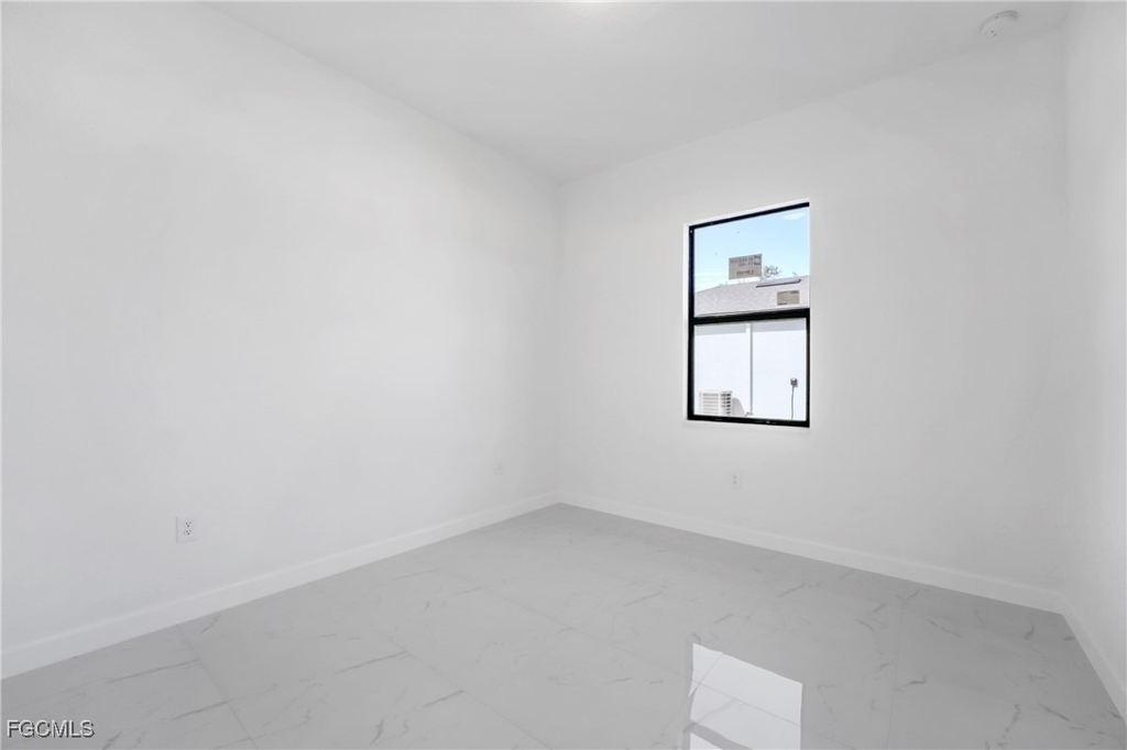 2602 73rd Street W - Photo 21