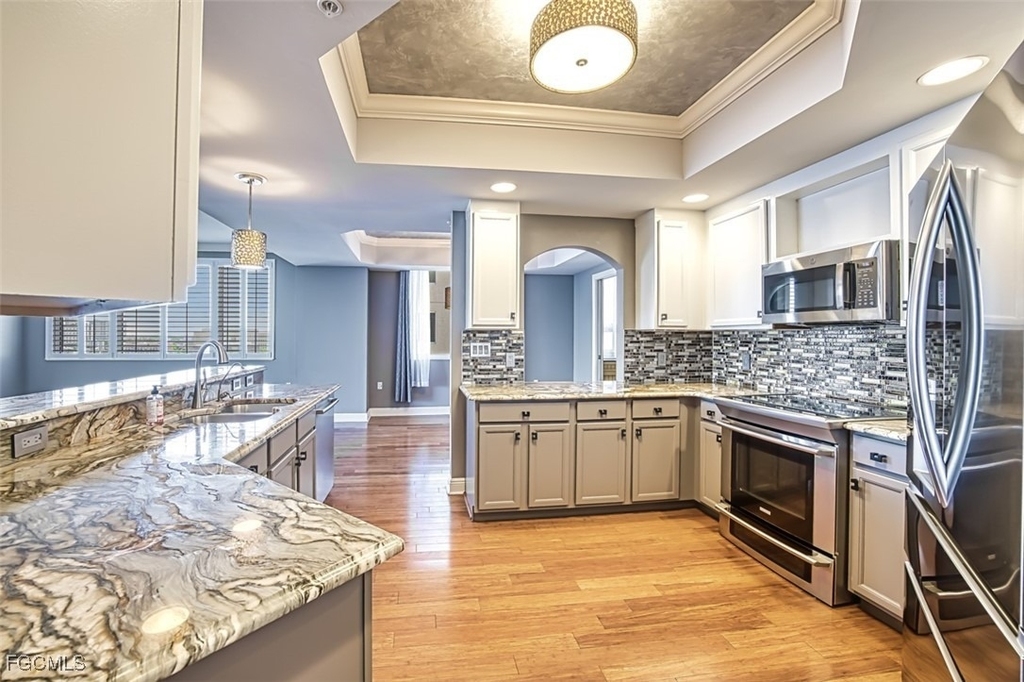 2104 W 1st Street - Photo 9