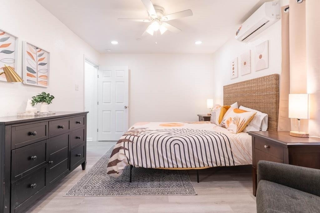 1516 Avenue K - Photo 9