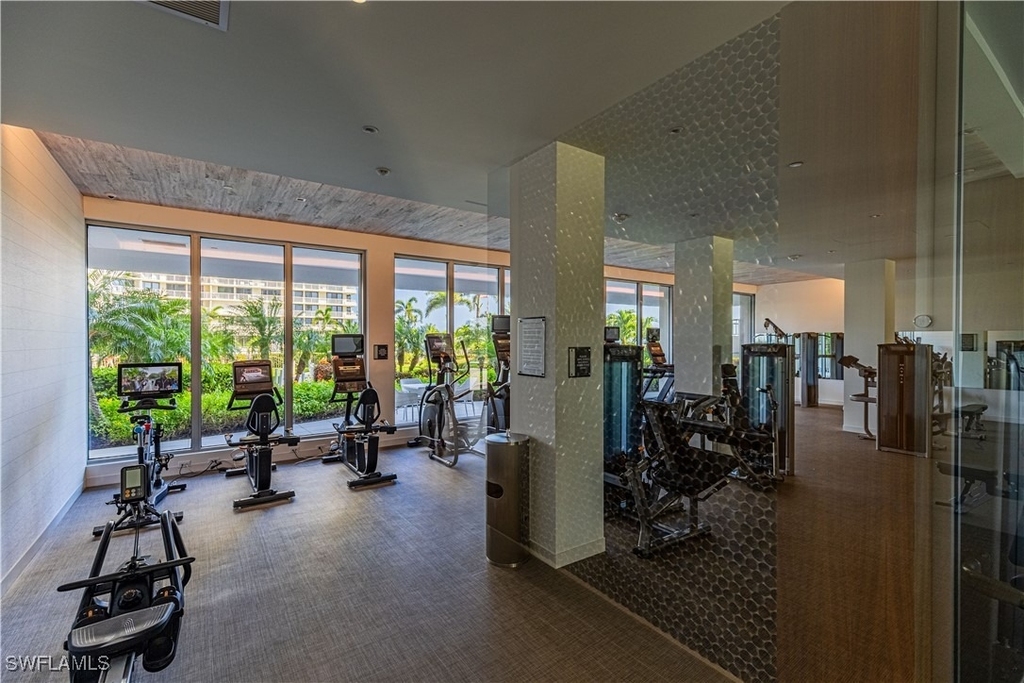 320 Seaview Court - Photo 31