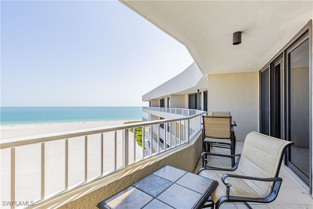 320 Seaview Court - Photo 22