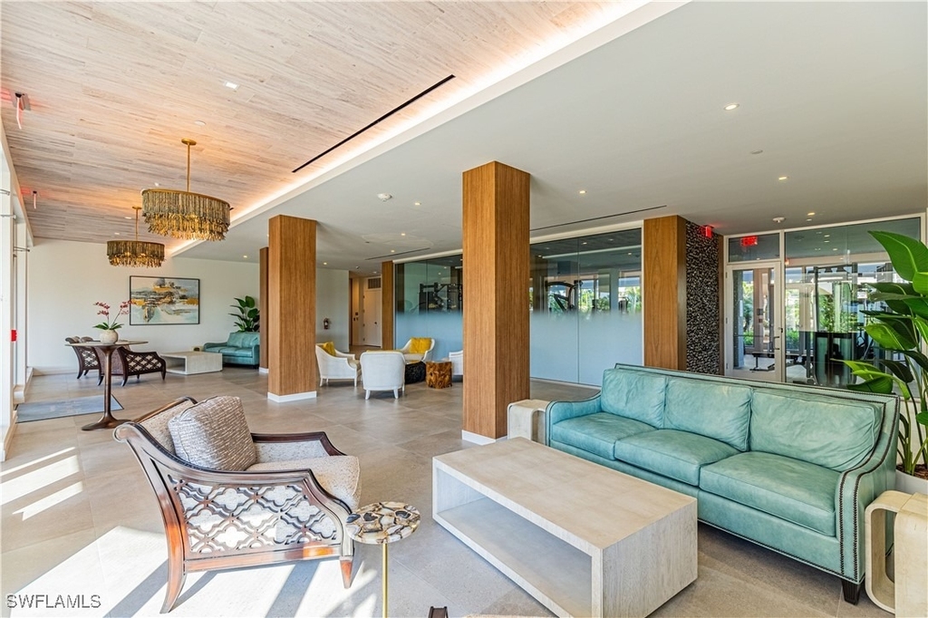320 Seaview Court - Photo 30