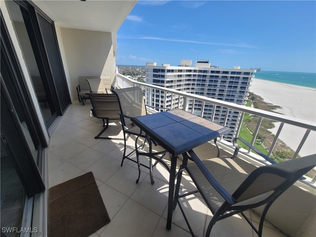 320 Seaview Court - Photo 4