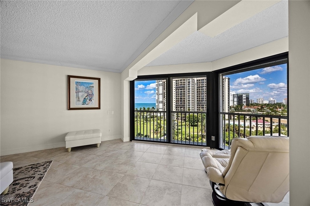 4401 Gulf Shore Boulevard N - Photo 12