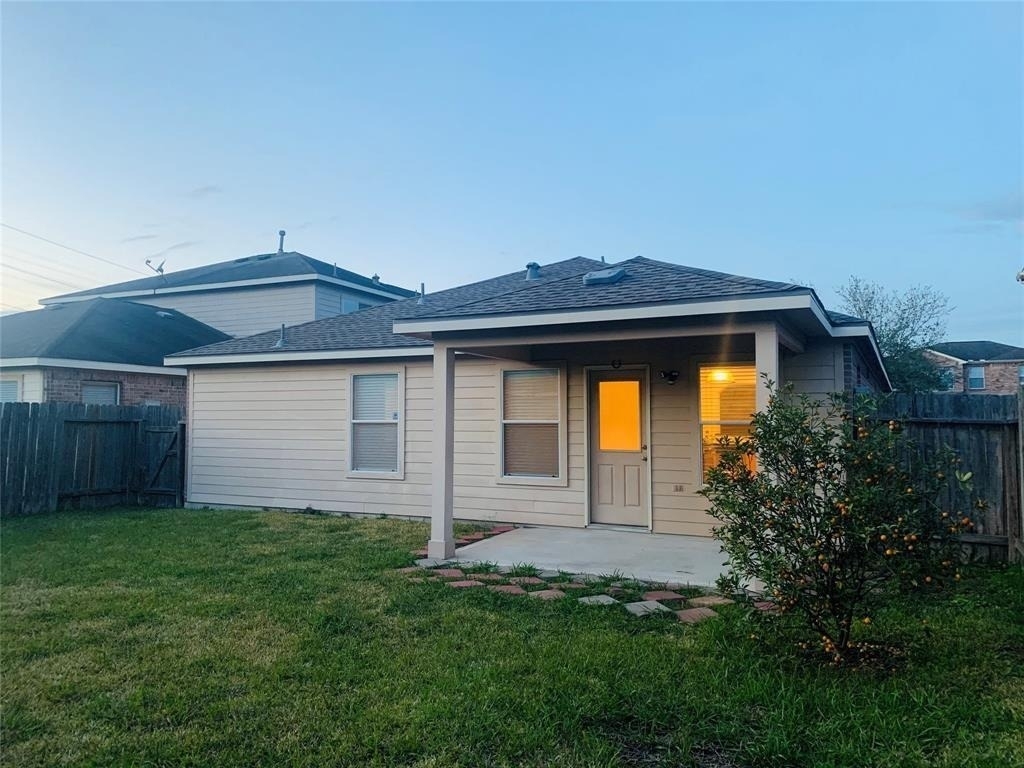 19319 Christine Crossing Drive - Photo 13