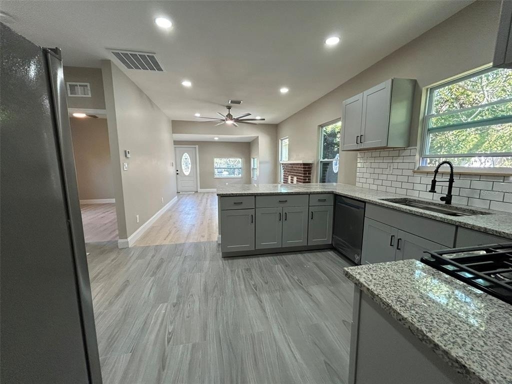1218 13th Avenue S - Photo 4