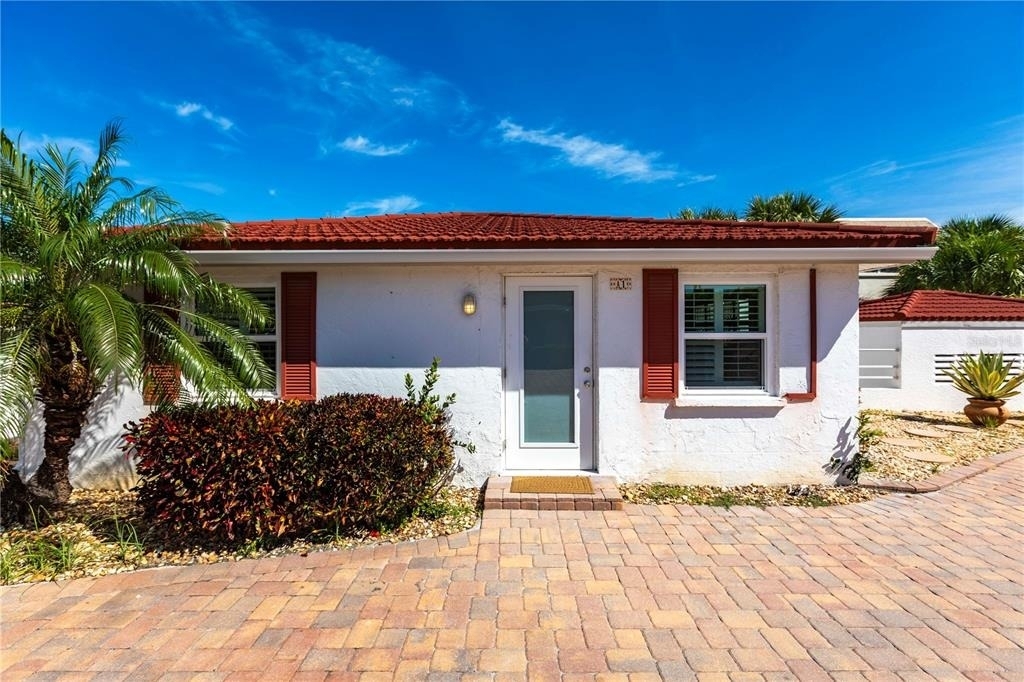 6154 Midnight Pass Road - Photo 3