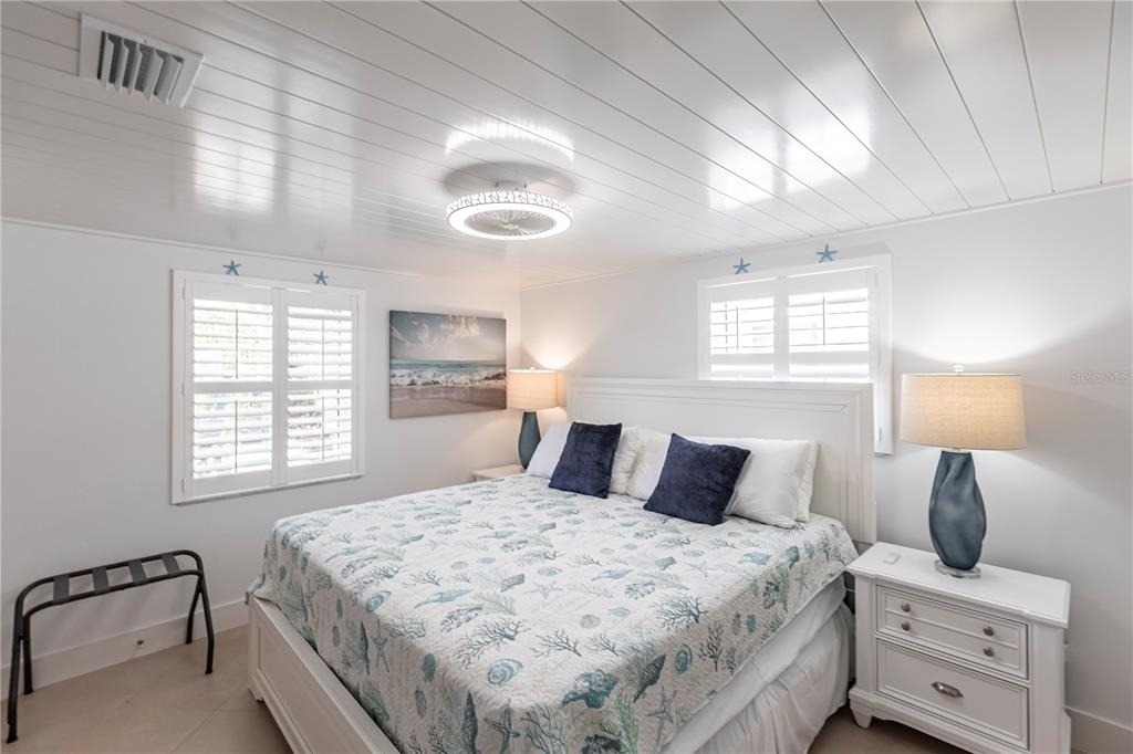6154 Midnight Pass Road - Photo 14
