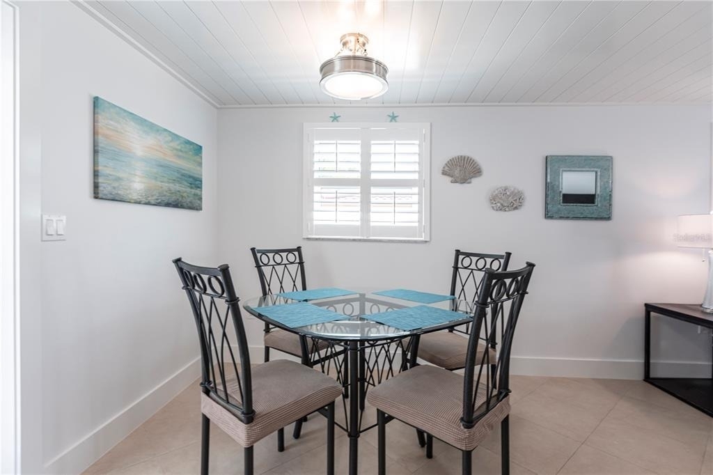 6154 Midnight Pass Road - Photo 9
