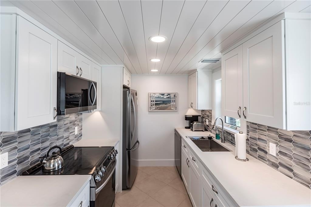 6154 Midnight Pass Road - Photo 11