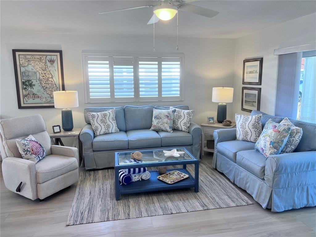 6154 Midnight Pass Road - Photo 4
