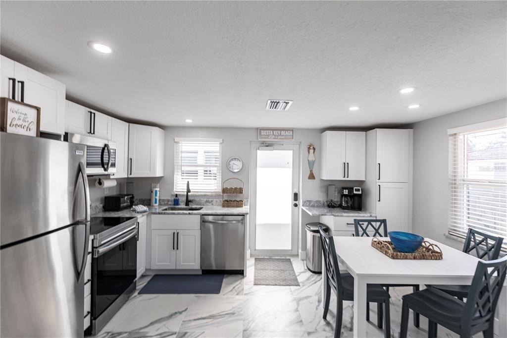 6154 Midnight Pass Road - Photo 8