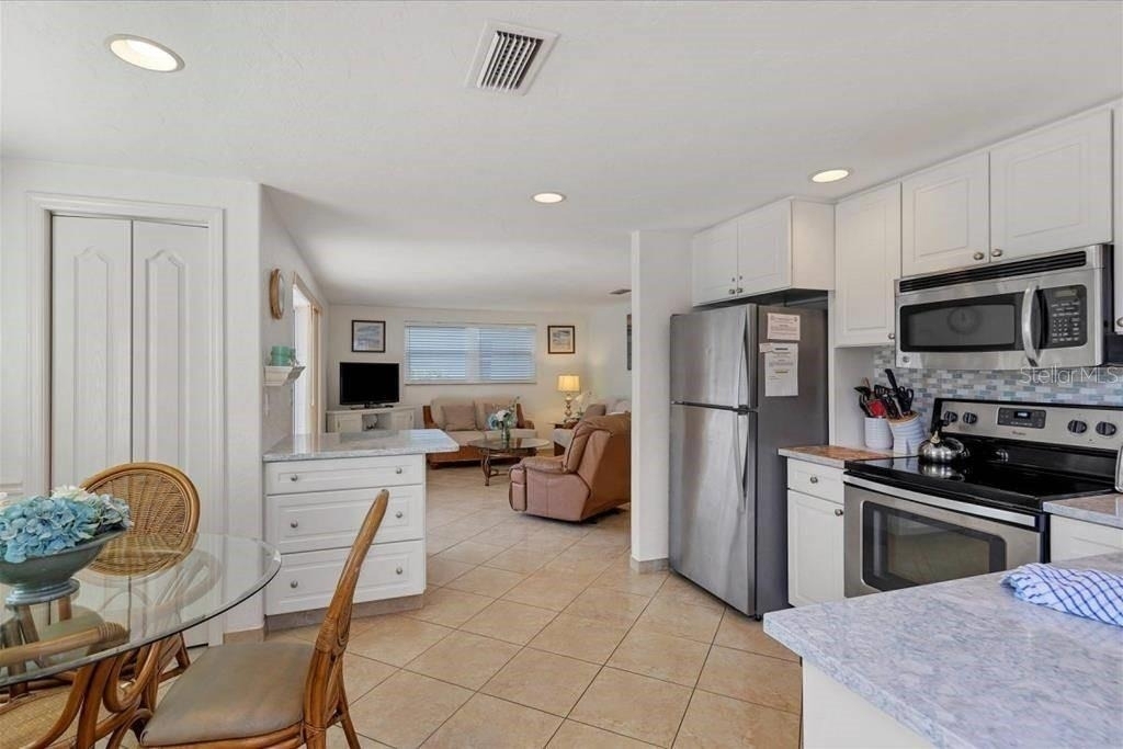 6154 Midnight Pass Road - Photo 5