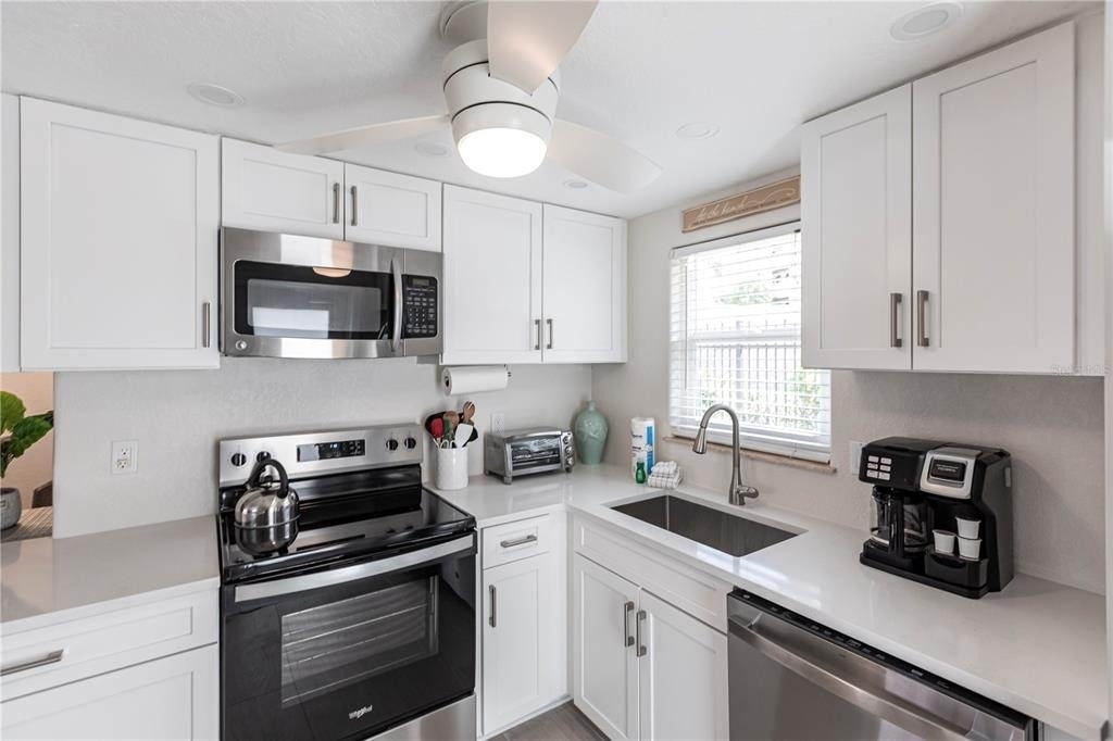 6154 Midnight Pass Road - Photo 9