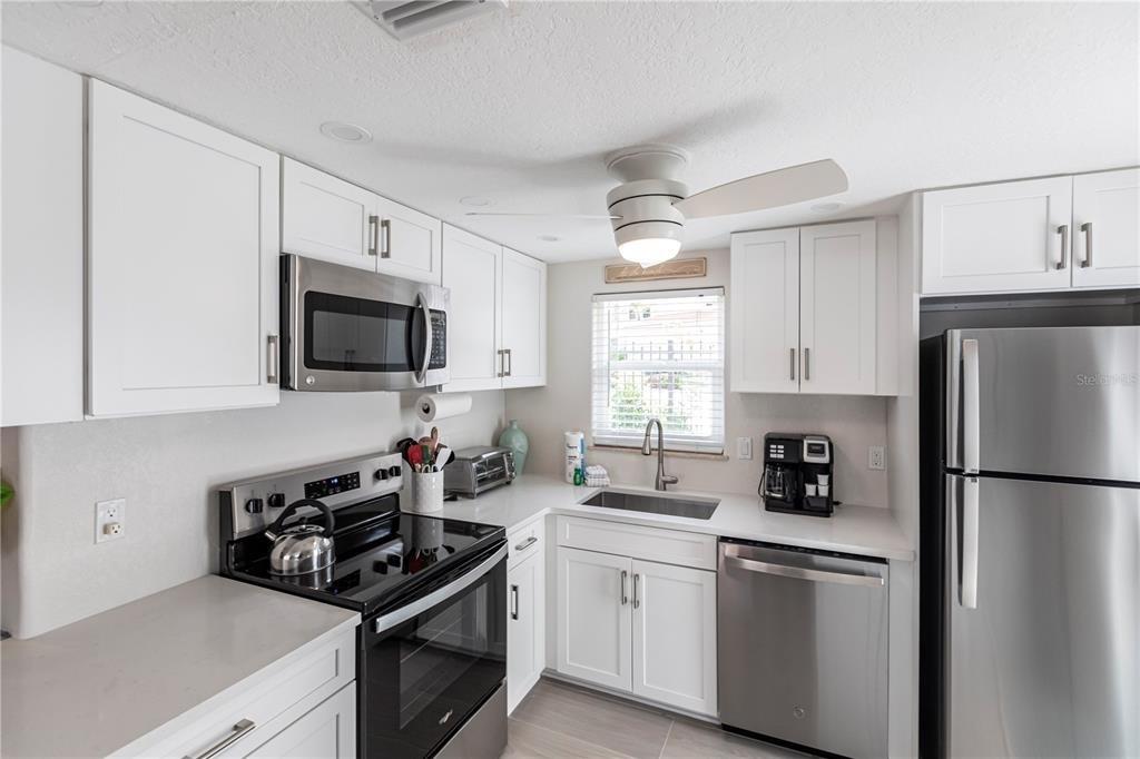 6154 Midnight Pass Road - Photo 10
