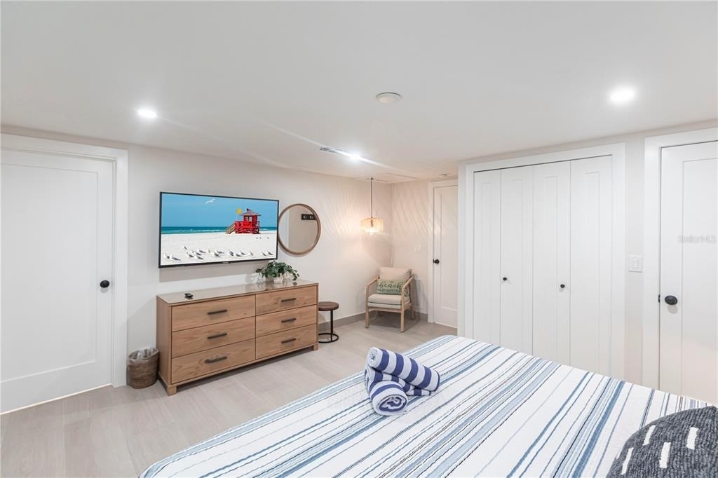 6154 Midnight Pass Road - Photo 11