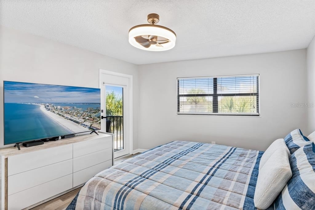3210 Gulf Boulevard - Photo 15