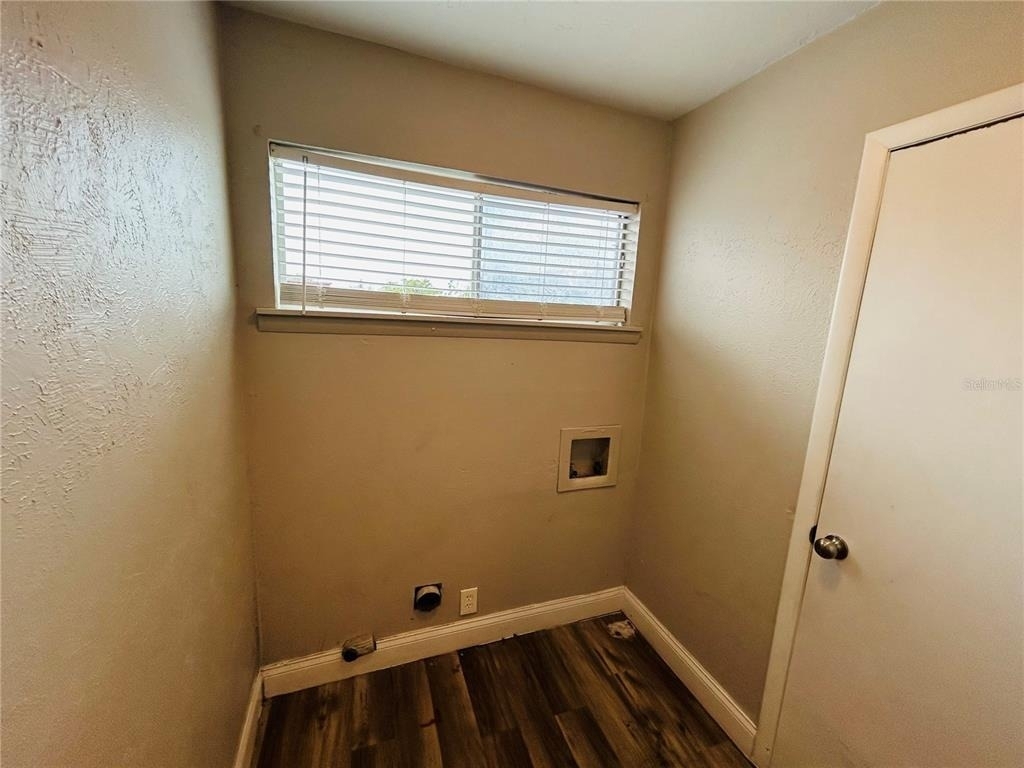 3922 Crayrich Circle - Photo 7