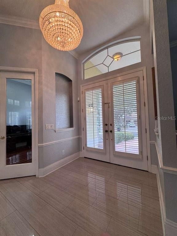 7600 Debeaubien Drive - Photo 2