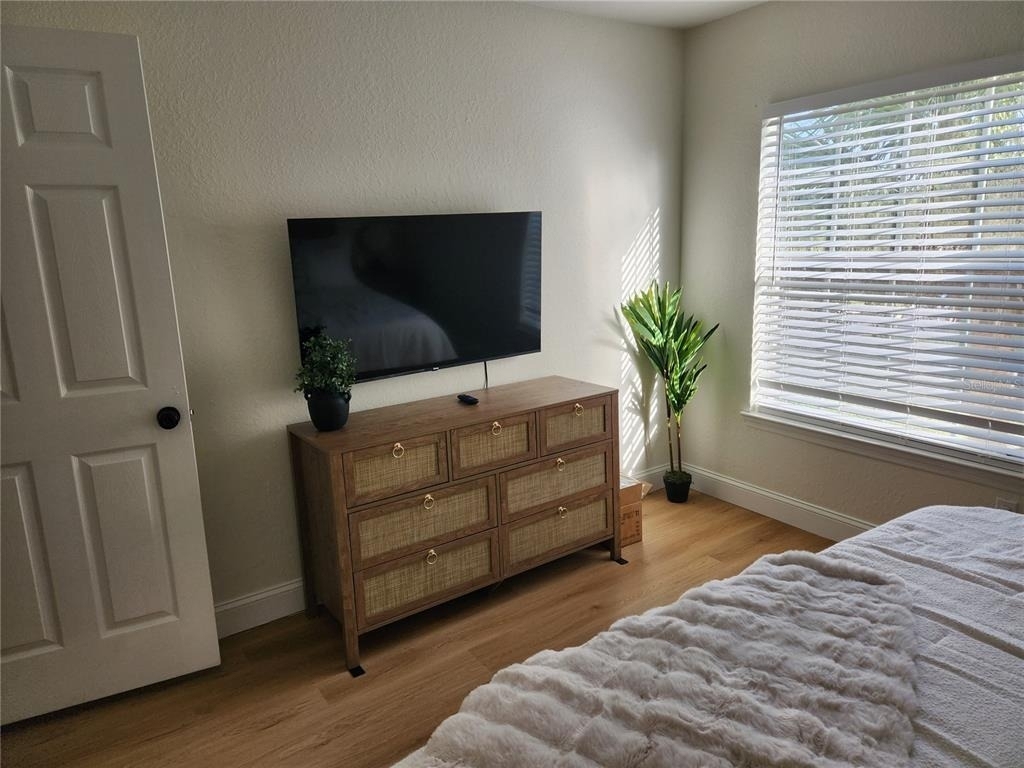 8926 Manor Loop Circle - Photo 18