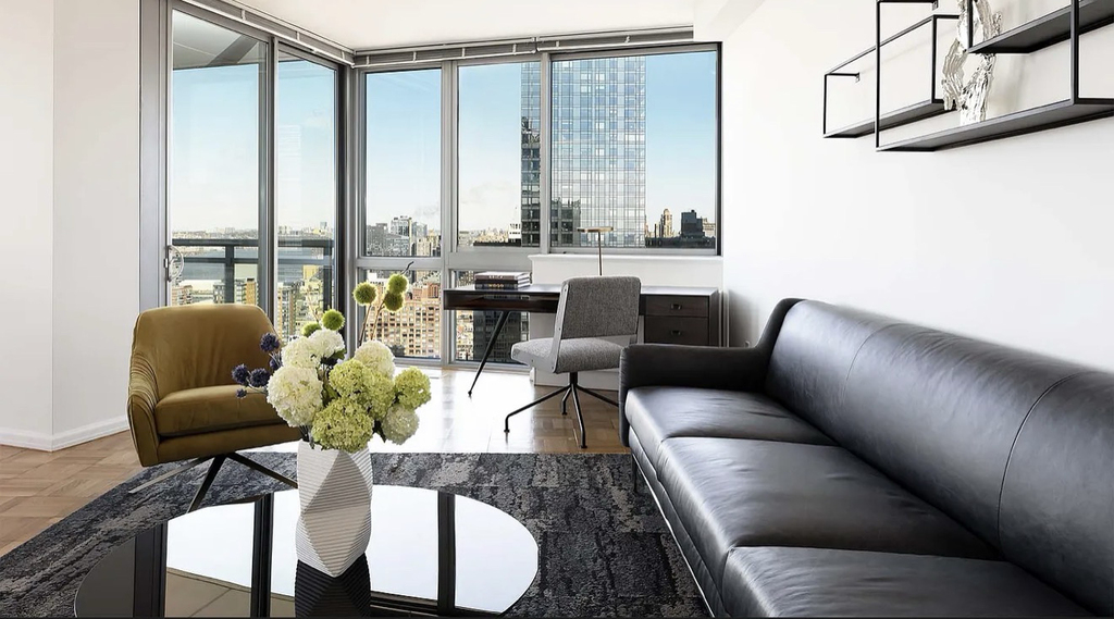 505 West 37th Street - Photo 0