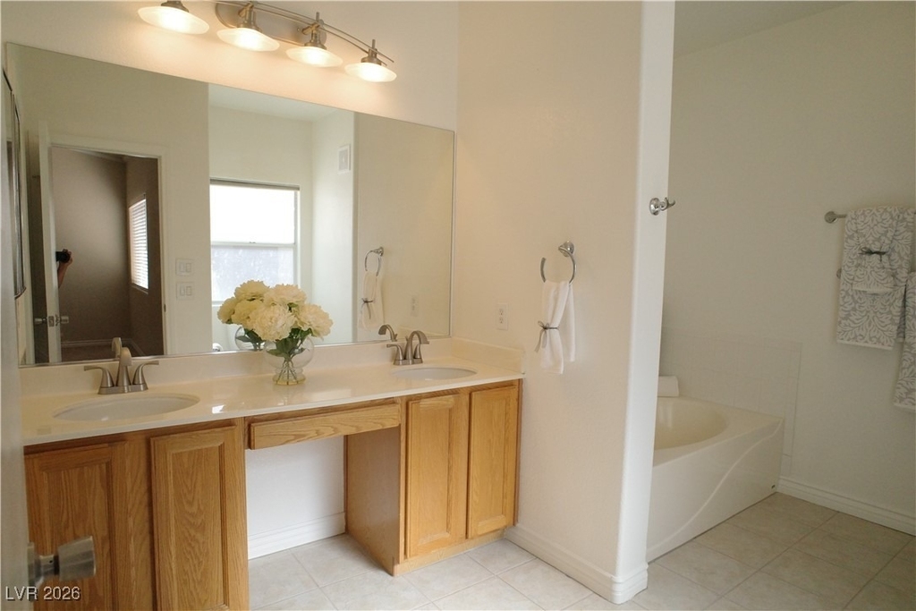 7450 S Eastern Avenue - Photo 17