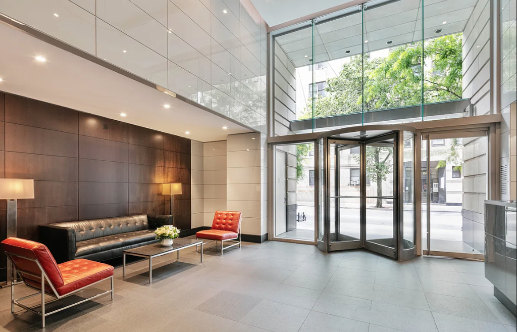 West 21st Street - Photo 3