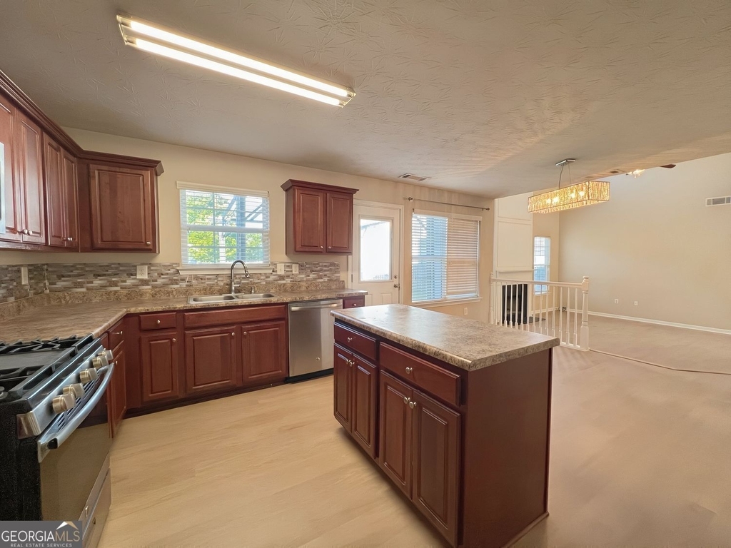 2751 Spence Court - Photo 16