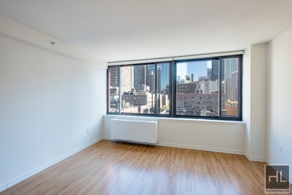West 55th Street - Photo 1