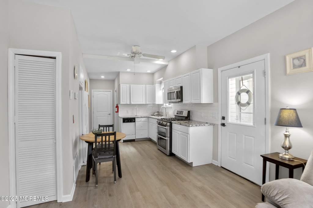 488 2nd Avenue - Photo 2