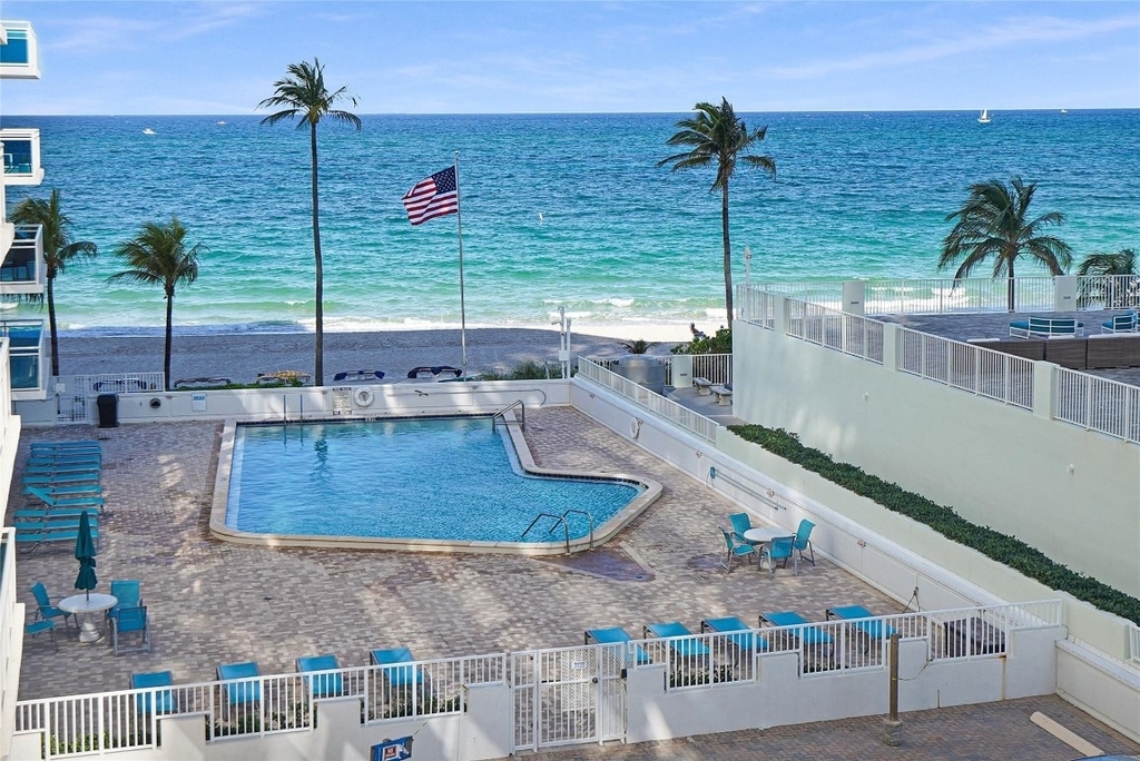 3430 Galt Ocean Drive - Photo 39