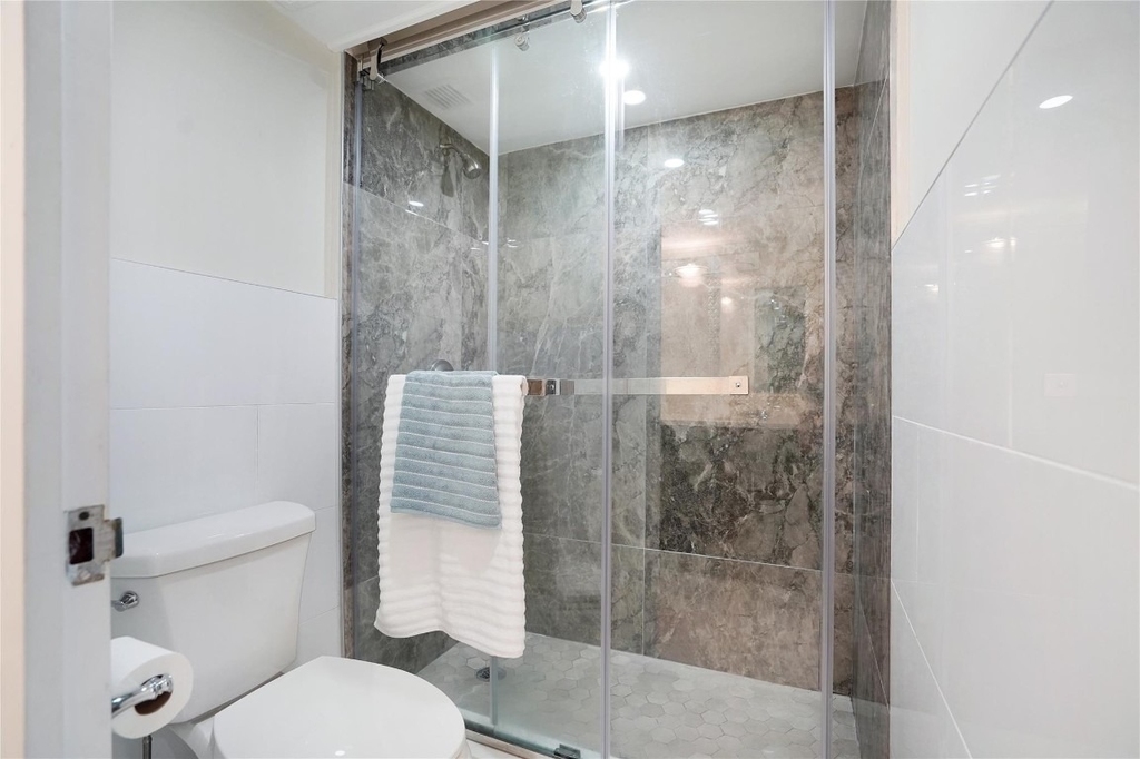 3430 Galt Ocean Drive - Photo 31