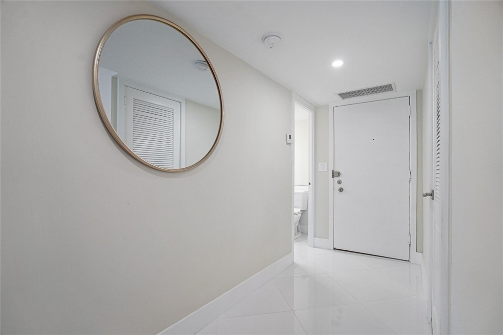 3430 Galt Ocean Drive - Photo 32