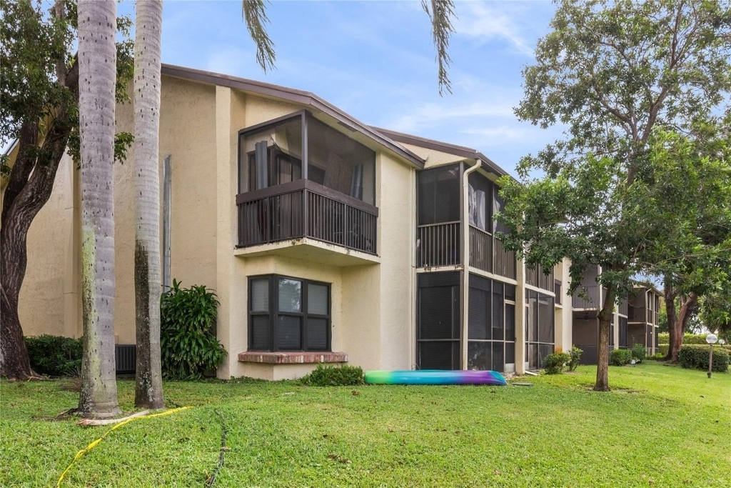 2067 Sw 15th Street - Photo 21