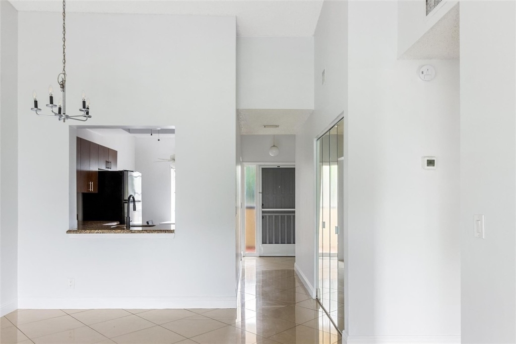 2067 Sw 15th Street - Photo 11