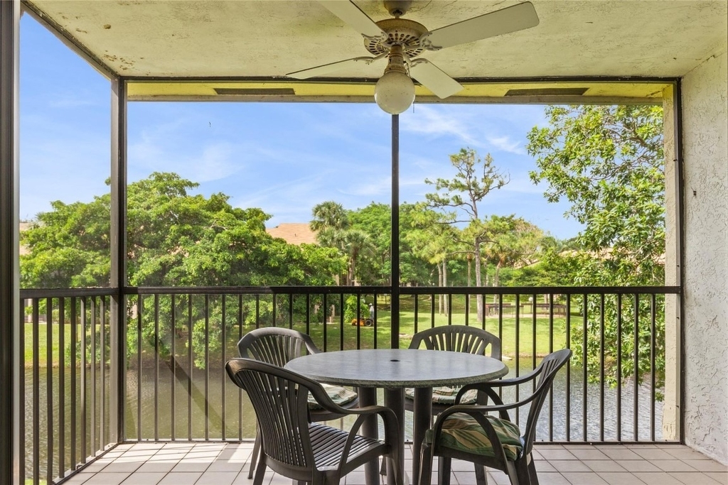 2067 Sw 15th Street - Photo 4
