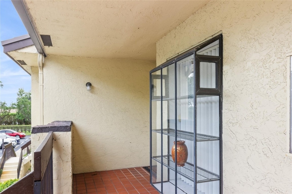 2067 Sw 15th Street - Photo 20