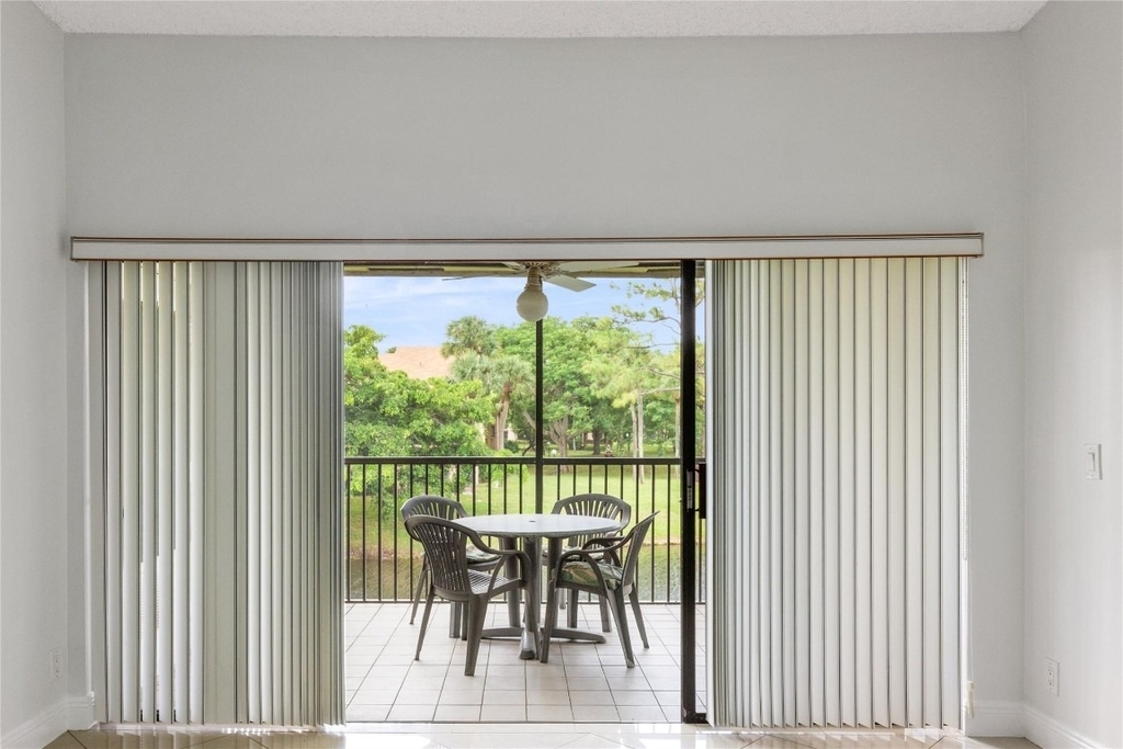 2067 Sw 15th Street - Photo 6