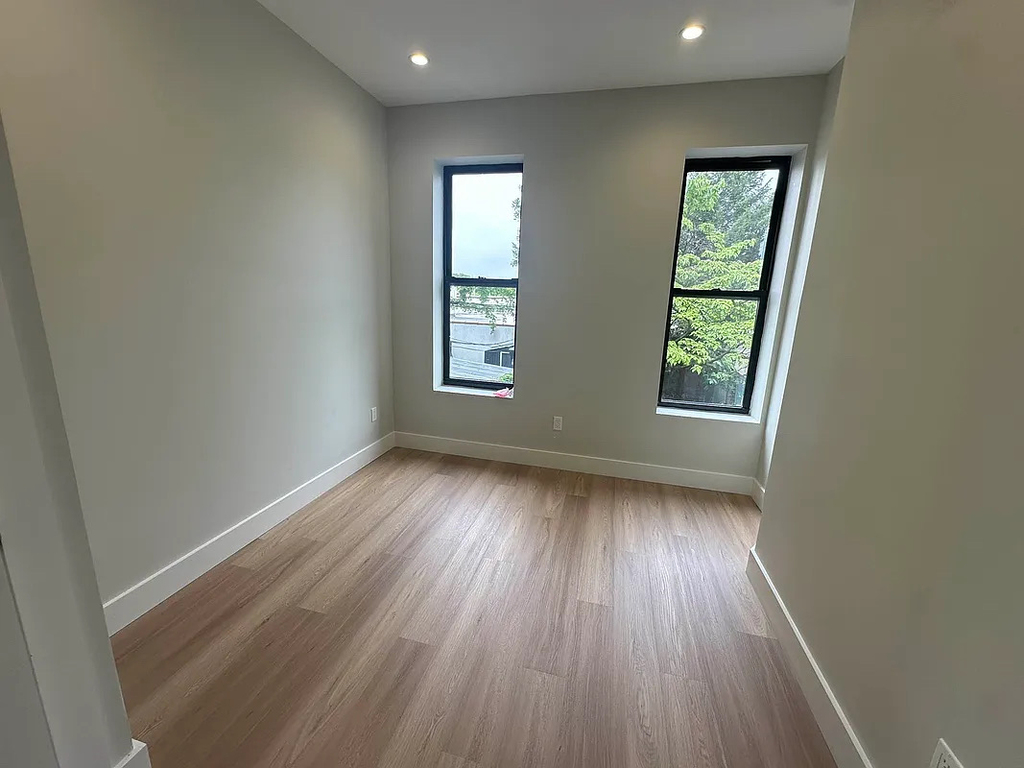 90 Harman Street - Photo 4