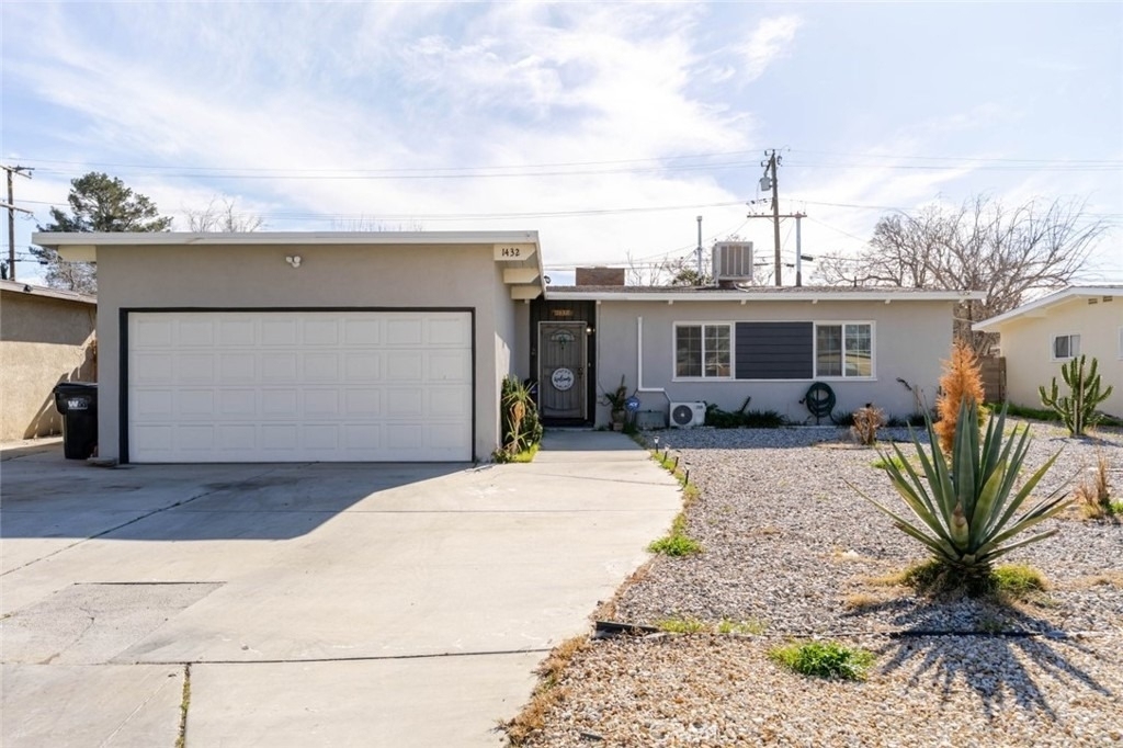 1432 W Avenue H15 - Photo 0