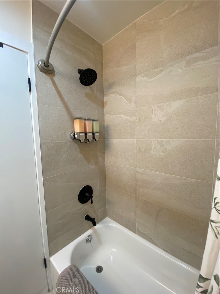 827 S Manhattan - Photo 8