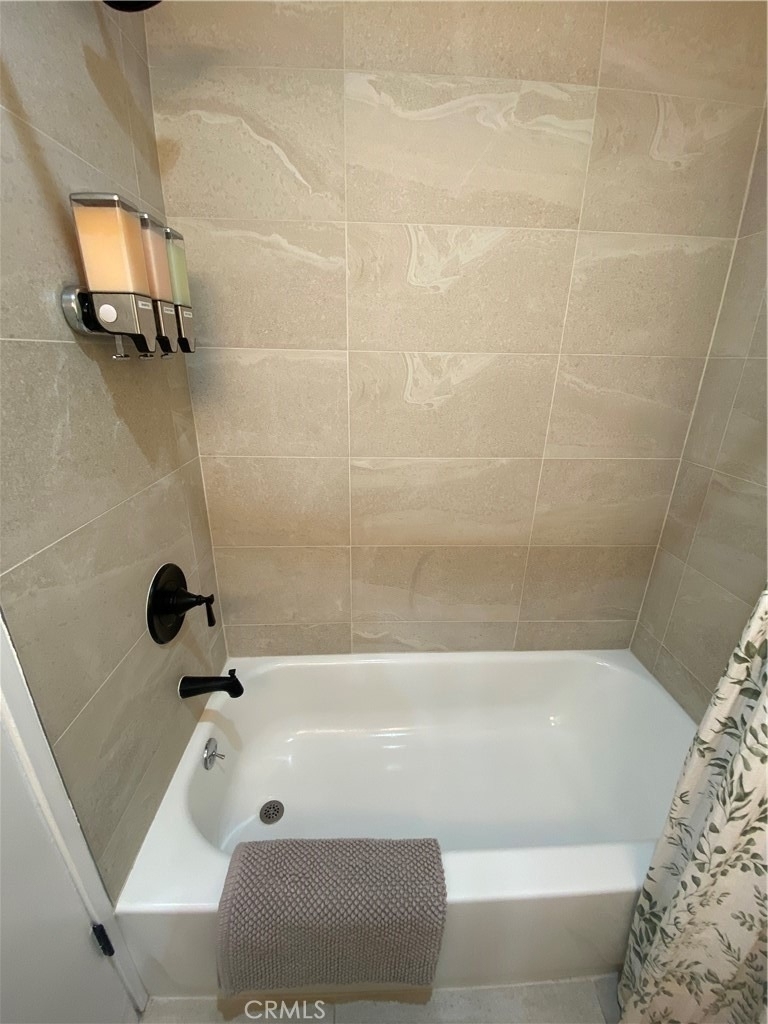 827 S Manhattan - Photo 7